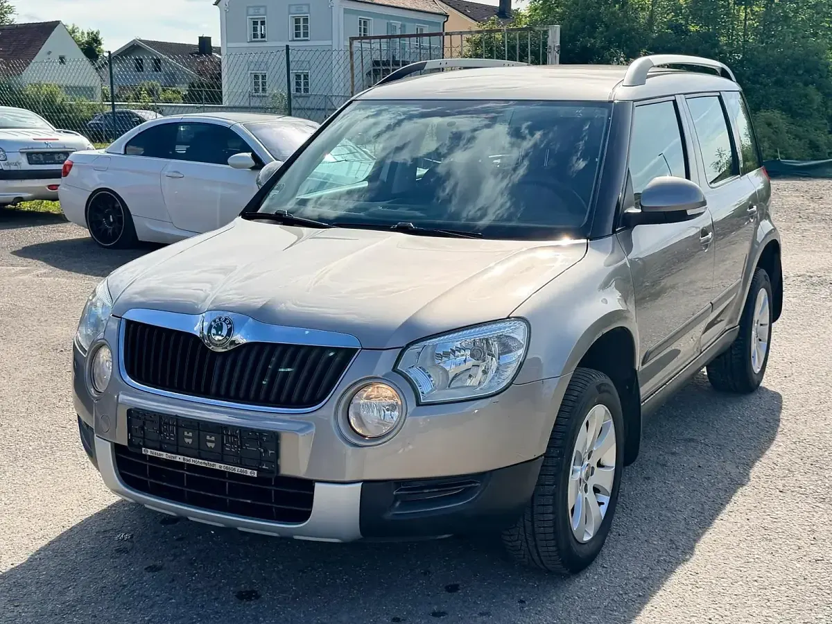 Używany Skoda Yeti 110 KM (80 kW) 2010 Brązowy SUV