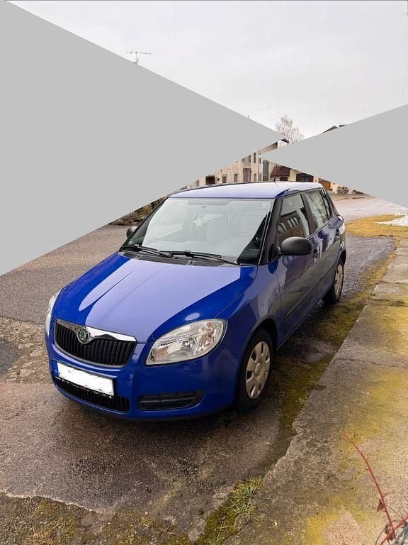 Gebraucht Skoda Fabia 69 PS (50 kW) 2009 Blau Limousine