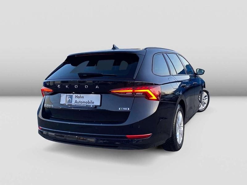 Gebraucht Skoda Octavia Ambition 110 PS (80 kW) 2024 Schwarz Kombi
