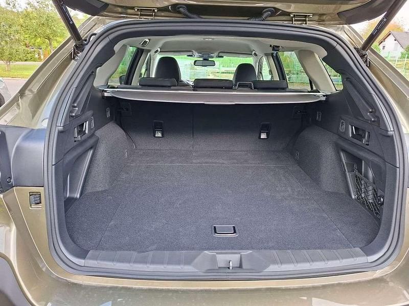 Neu Subaru Outback Exclusive+ 169 PS (124 kW) 2025 Autumm green SUV