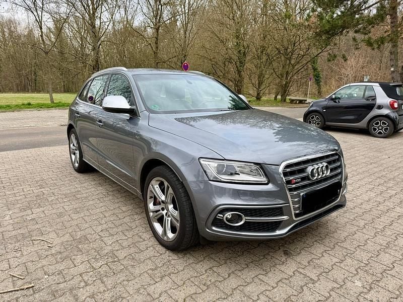Grau Gebraucht 2013 Audi SQ5 SUV | 19.500 € (Superpreis) - Bild 1/4