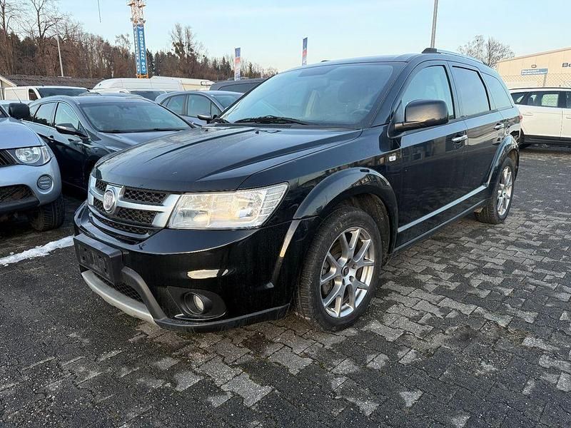 Gebraucht Fiat Freemont 170 PS (125 kW) 2012 Schwarz SUV