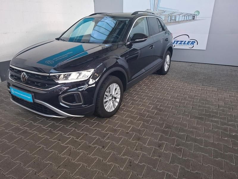 Gebraucht VW T-Roc Life 110 PS (80 kW) 2023 Schwarz SUV