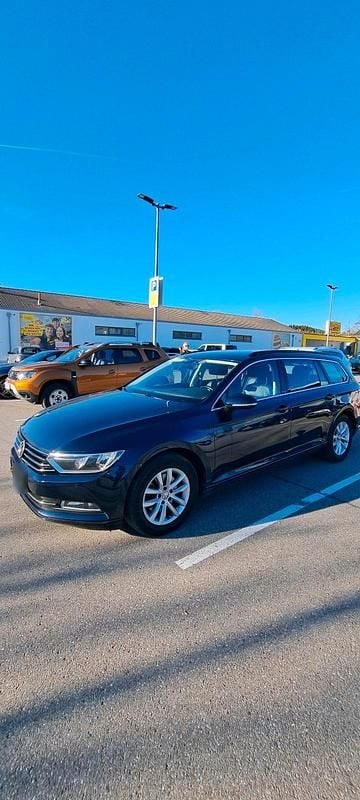 Gebraucht VW Passat 150 PS (110 kW) 2015 Blau Kombi