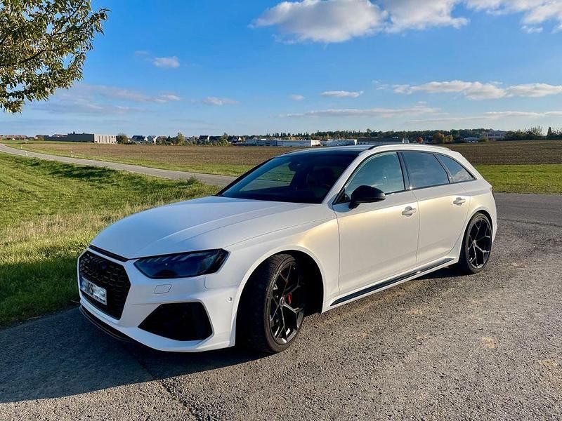 Gebraucht Audi RS4 Competition 450 PS (330 kW) 2024 Schwarz Kombi