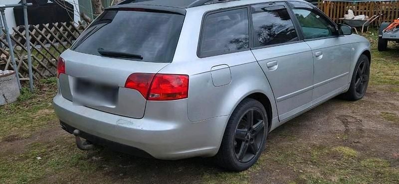 Gebraucht Audi A4 140 PS (102 kW) 2005 Grau Kombi