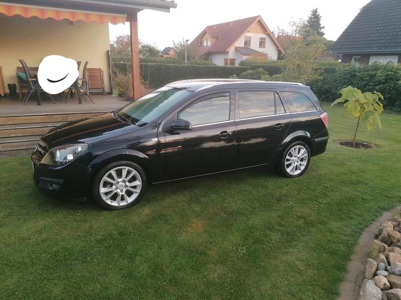 Gebraucht Opel Astra 200 PS (147 kW) 2004 Schwarz Kombi