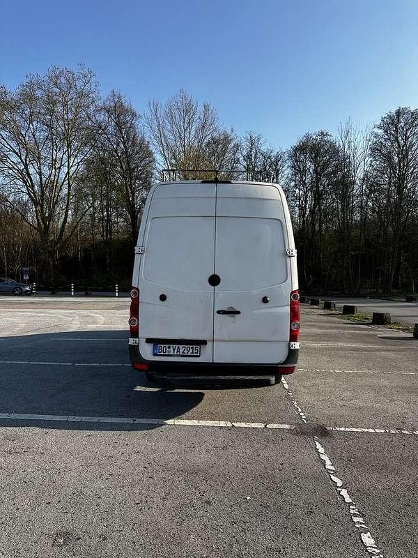 Second-hand VW Crafter 136 CP (100 kW) 2015 Alb Van