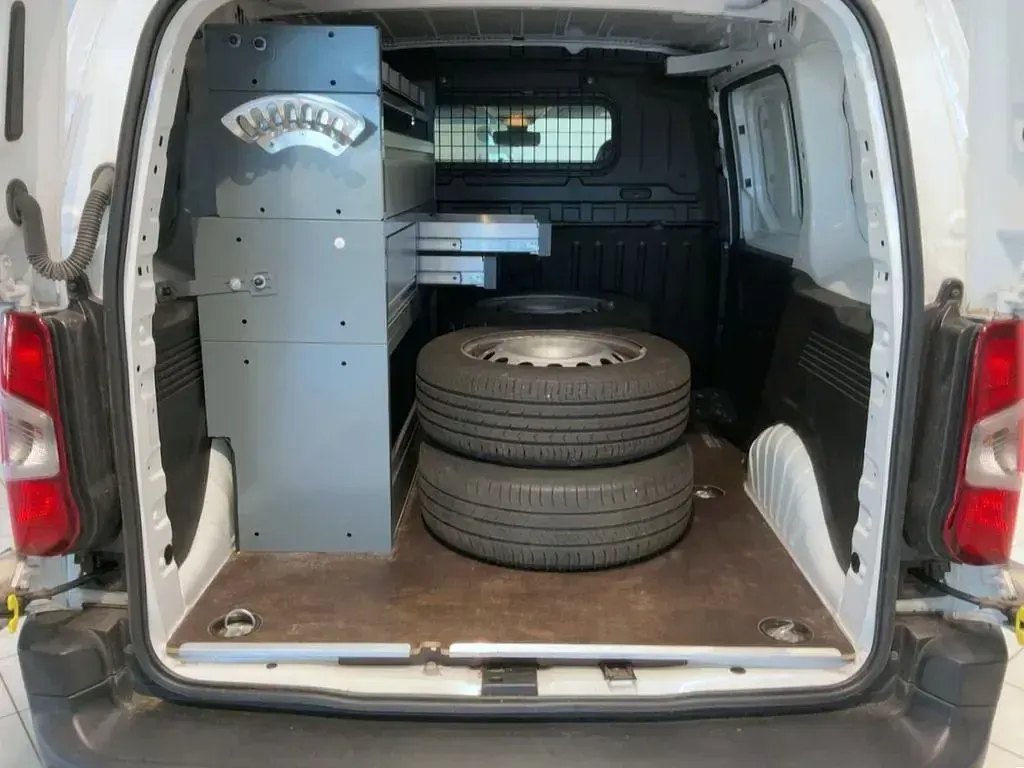 Gebraucht Opel Combo 131 PS (96 kW) 2020 White jade Van / Kleinbus