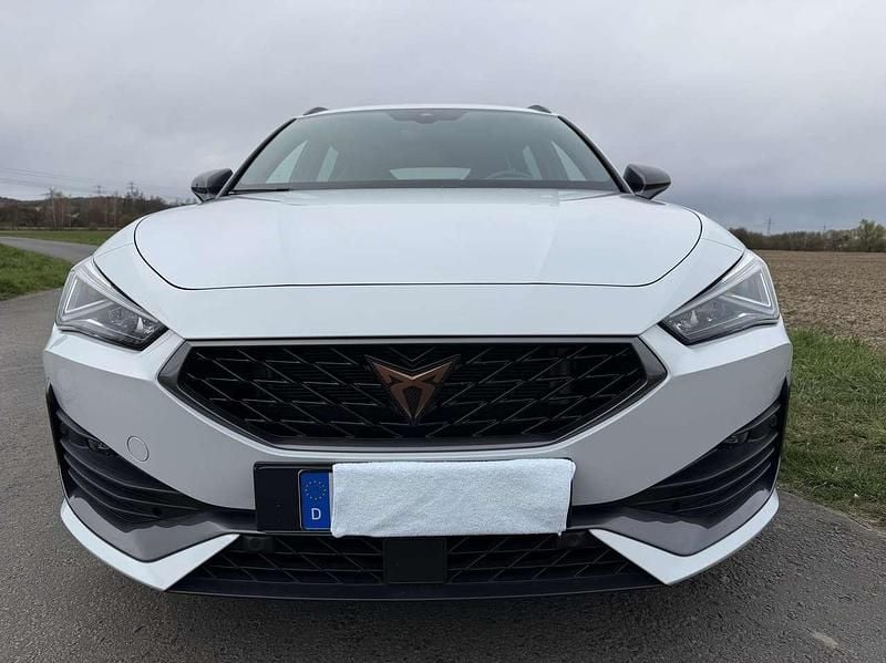 Usata Cupra Leon 150 CV (110 kW) 2024 Bianco Station wagon
