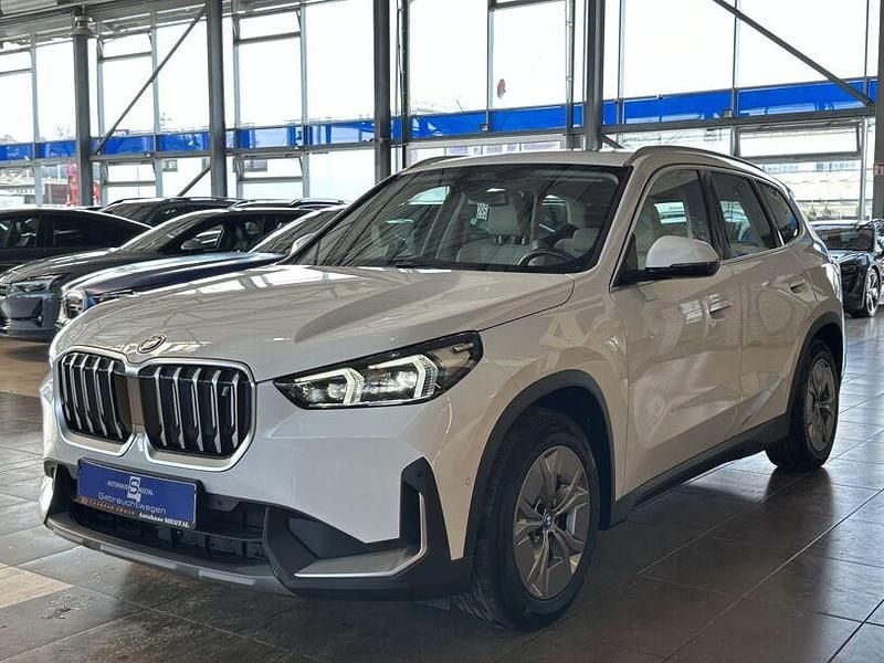 Gebraucht BMW iX1 Performance 230 kW (313 PS) 2023 Weiß SUV