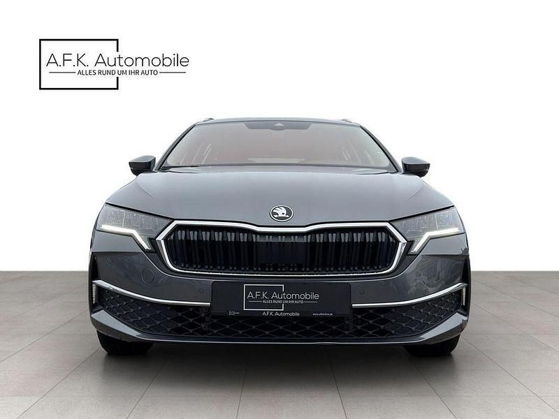 Gebraucht Skoda Octavia Selection 150 PS (110 kW) 2025 Graphitegrau metallic Kombi