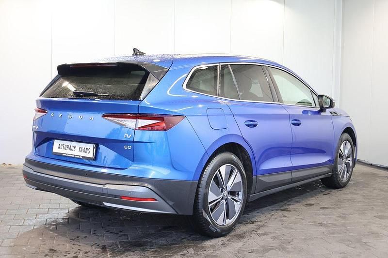 Gebraucht Skoda Enyaq iV Loft 131 kW (179 PS) 2021 Modra race/race blue SUV