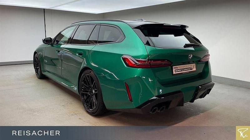 Gebraucht BMW M5 Performance 727 PS (534 kW) 2025 M isle of man grün metallic Kombi