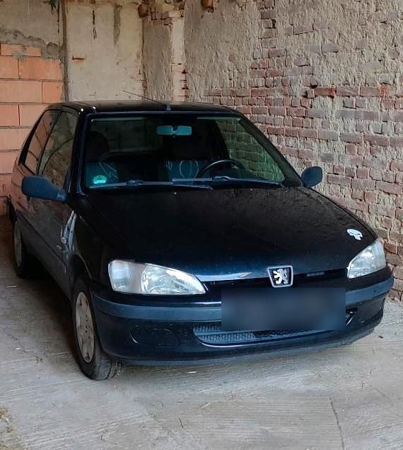 Schwarz Gebraucht 2003 Peugeot 106 Kleinwagen | 500 € (Superpreis) - Bild 1/4