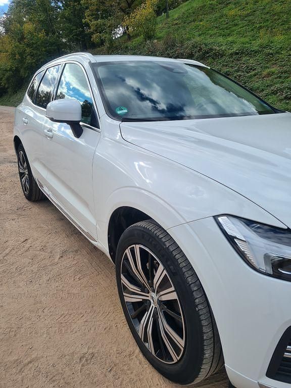 Gebraucht Volvo XC60 Inscription 197 PS (144 kW) 2021 Weiß SUV