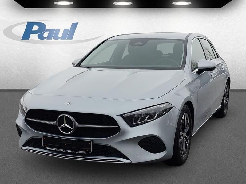 Gebraucht Mercedes A180 Progressive 136 PS (100 kW) 2024 Metalliclack hightechsilber Limousine