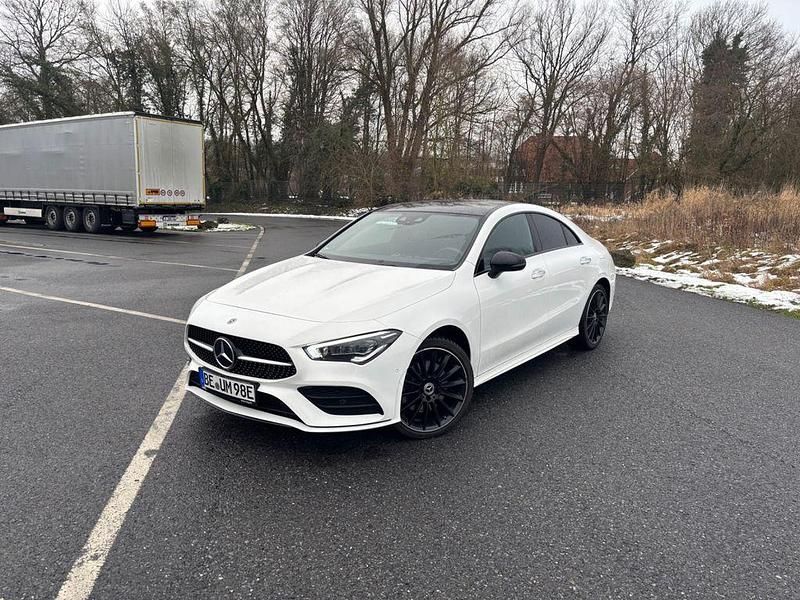 Gebraucht Mercedes CLA250e AMG line 160 PS (117 kW) 2022 Weiß Limousine