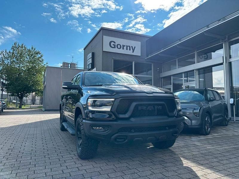 Schwarz Neu 2025 Dodge Ram Abholung | 73.900 € (Superpreis) - Bild 1/4