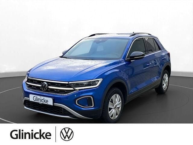 Ravennablau metallic Gebraucht 2023 VW T-Roc Move SUV | 30.660 € (Etwas zu teuer) - Bild 1/2