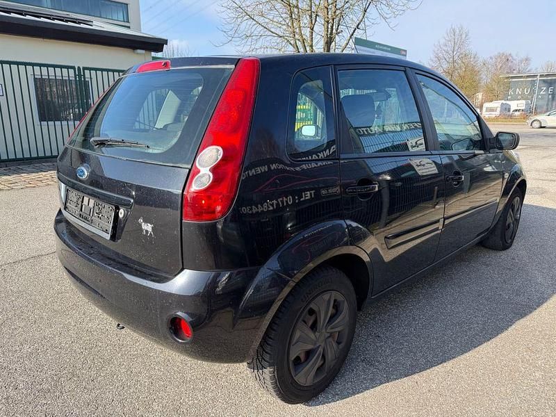 Gebraucht Ford Fiesta Style 60 PS (44 kW) 2008 Schwarz Kleinwagen