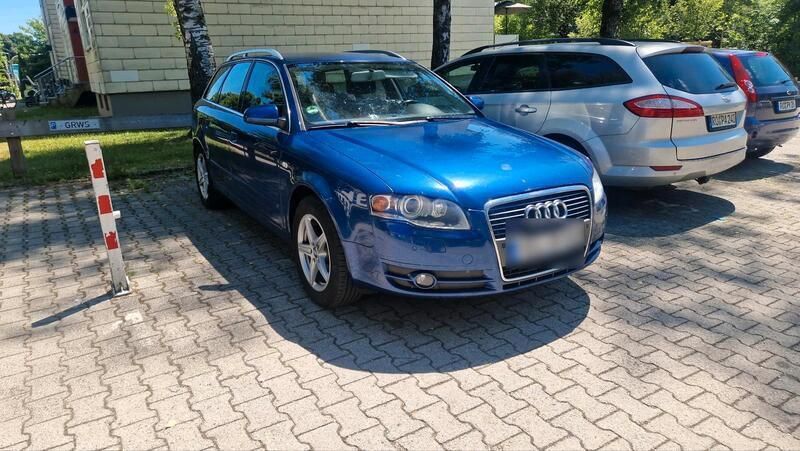 Blau Gebraucht 2006 Audi A4 Kombi | 2.200 € (Guter Preis) - Bild 1/4