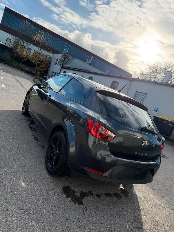 Grau Gebraucht 2009 Seat Ibiza Kleinwagen | 2.100 € (Fairer Preis) - Bild 1/4