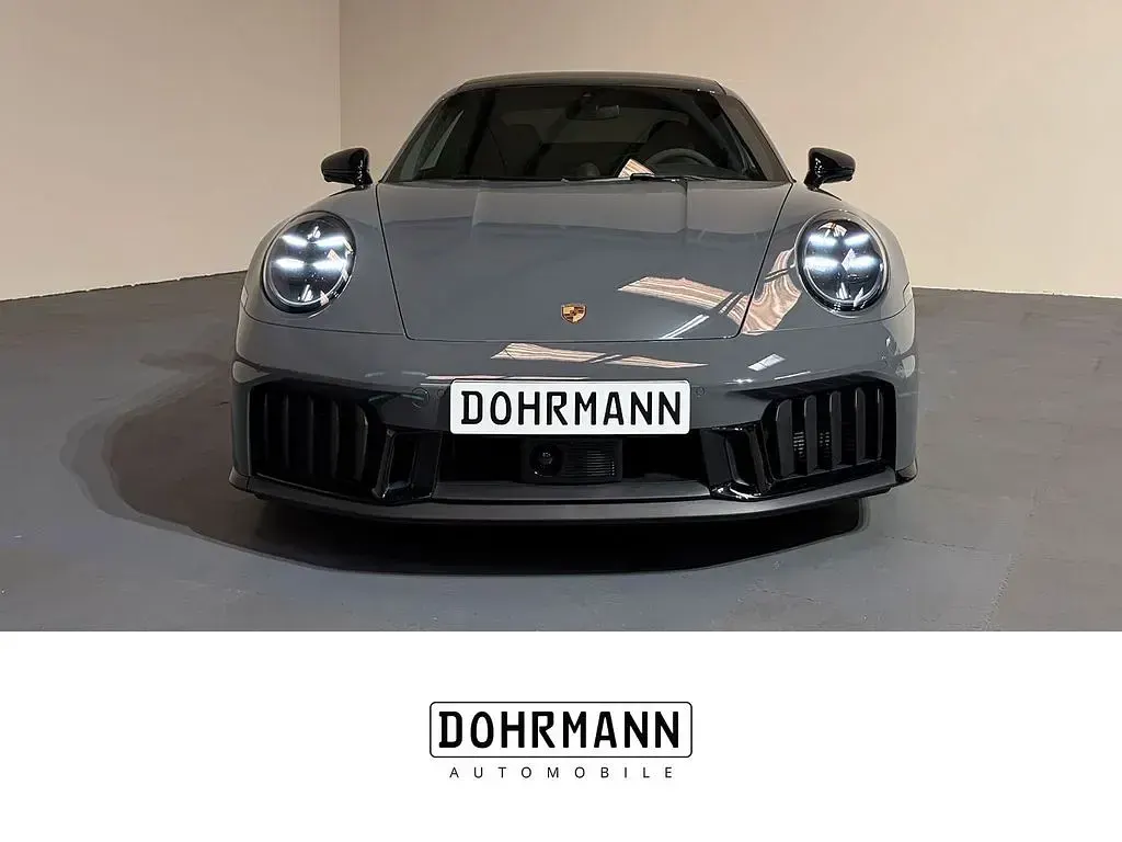 Gebraucht Porsche 992 541 PS (397 kW) 2025 Grau Coupé