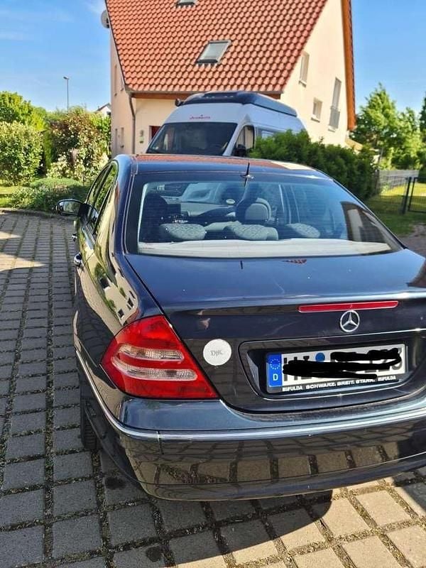 Second-hand Mercedes C220 Elegance 143 CP (105 kW) 2002 Berlinǎ