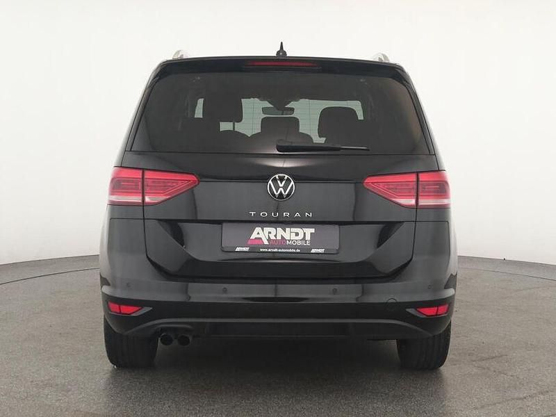 Gebraucht VW Touran Highline 150 PS (110 kW) 2025 Deep black perleffekt Van / Kleinbus