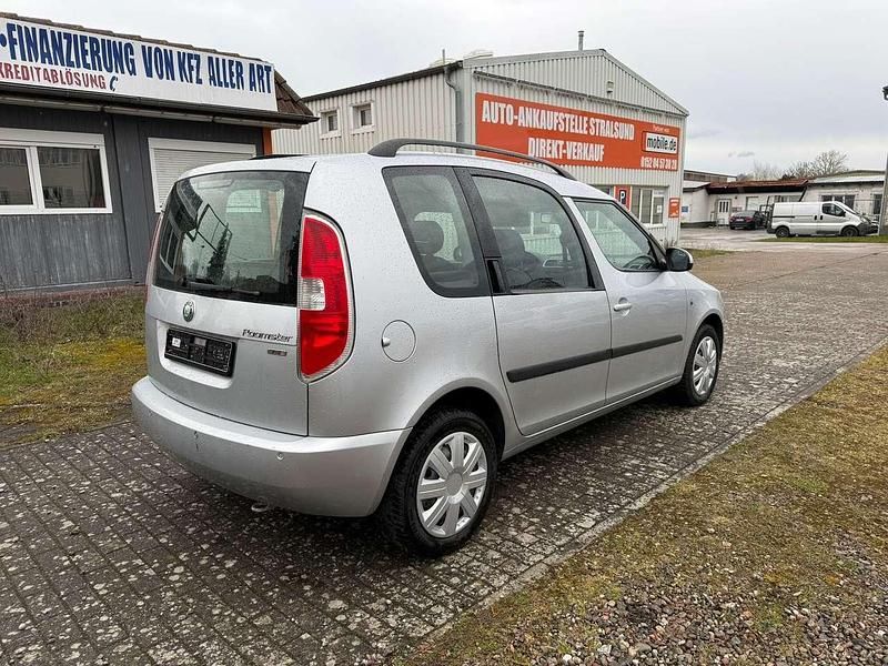 Gebraucht Skoda Roomster 105 PS (77 kW) 2009 Brilliant silber mettalic Van / Kleinbus