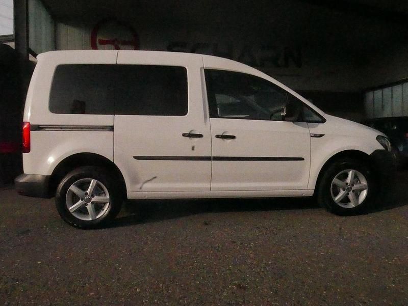 Gebraucht VW Caddy Conceptline 102 PS (75 kW) 2020 Weiß Van / Kleinbus