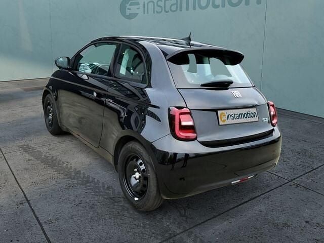 Gebraucht Fiat 500e Action 69 kW (95 PS) 2021 Schwarz Limousine