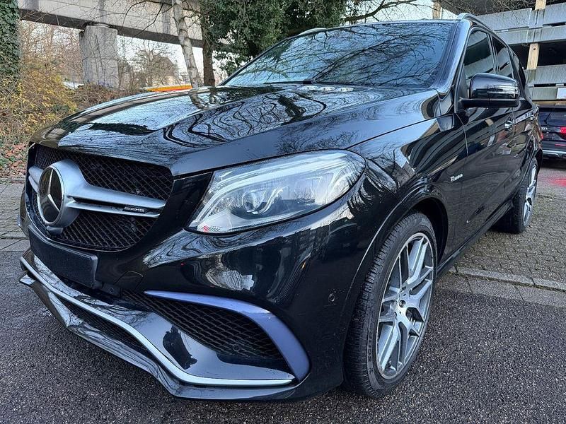 Schwarz Gebraucht 2015 Mercedes GLE63 AMG AMG SUV | 46.200 € (Guter Preis) - Bild 1/4