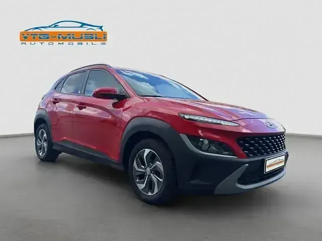Gebraucht Hyundai Kona Edition 30 141 PS (103 kW) 2022 Rot SUV