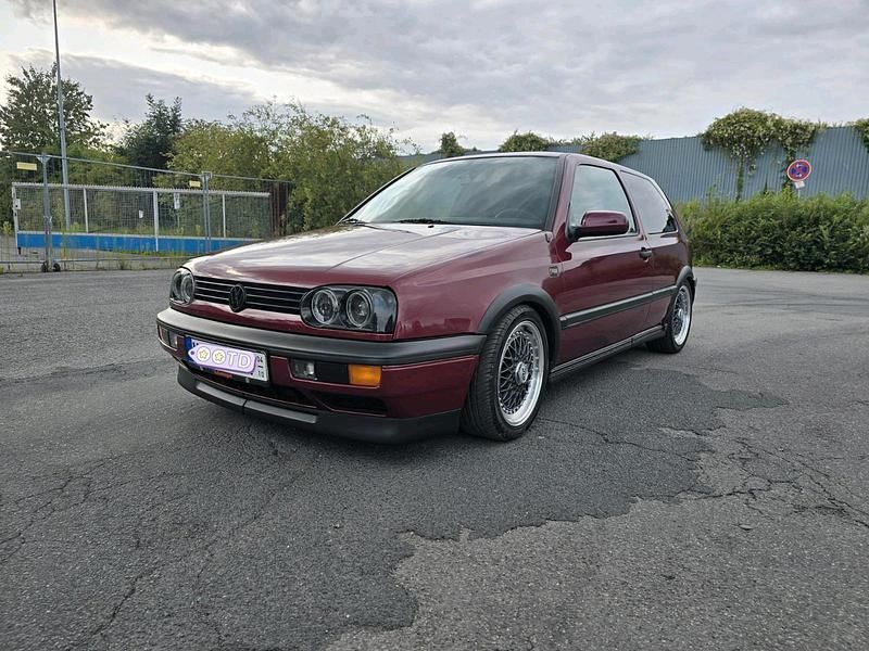 Rot Gebraucht 1994 VW Golf III Kleinwagen | 3.850 € - Bild 1/4