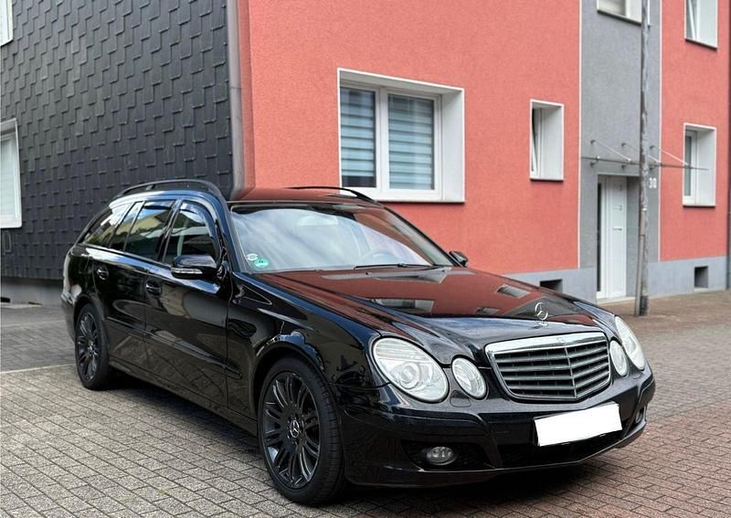 Schwarz Gebraucht 2008 Mercedes E280 Avantgarde Kombi | 6.490 € (Guter Preis) - Bild 1/4