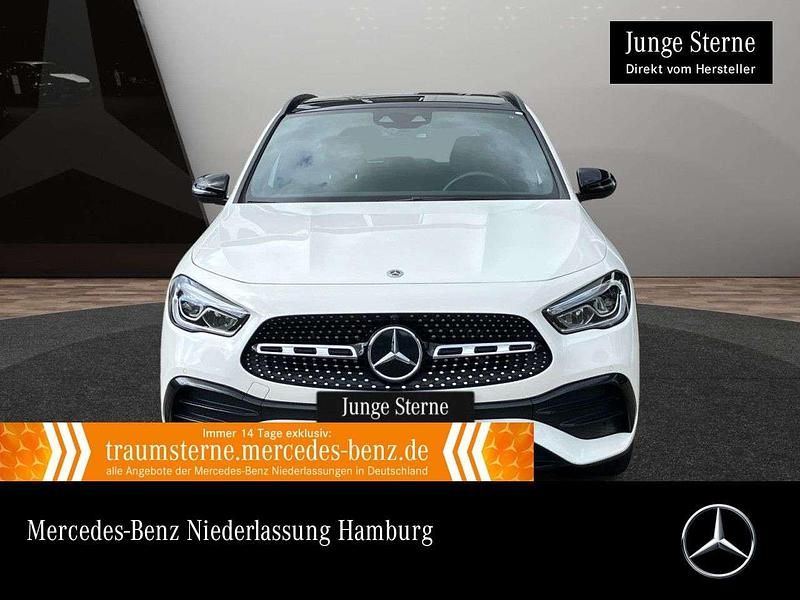 Weiß Gebraucht 2022 Mercedes GLA250 AMG SUV | 40.890 € (Teuer) - Bild 1/3