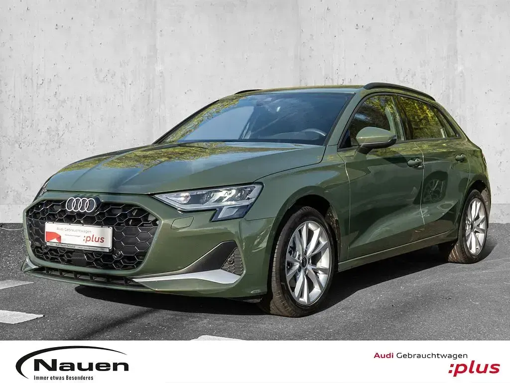 Second-hand Audi A3 Advanced 150 CP (110 kW) 2024 Verde Berlinǎ