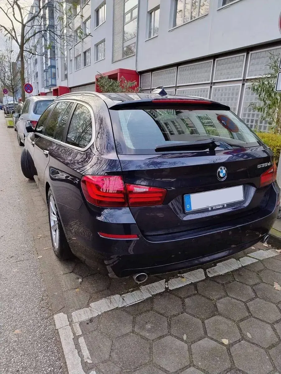 Gebraucht BMW 535 313 PS (230 kW) 2015 Blau Kombi