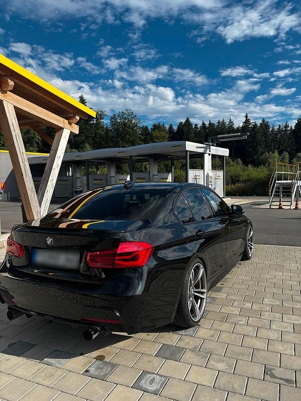 Second-hand BMW 340 Performance 326 CP (239 kW) 2017 Berlinǎ