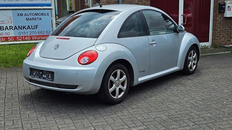 Gebraucht VW New Beetle 102 PS (75 kW) 2010 Reflexsilber metallic Kleinwagen