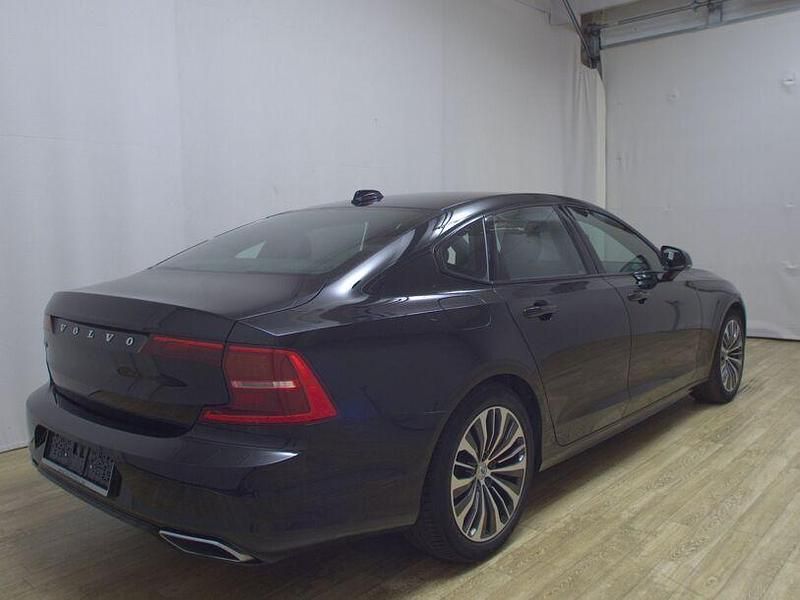 Gebraucht Volvo S90 R-Design 235 PS (172 kW) 2020 Schwarz Limousine
