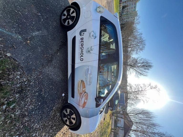 Gebraucht Renault Twingo 71 PS (52 kW) 2018 Weiß Kleinwagen