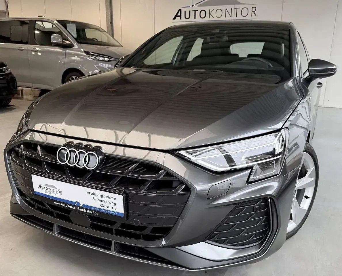 Gebraucht Audi A3 S-Line 150 PS (110 kW) 2026 Daytonagrau perleffekt Kombi