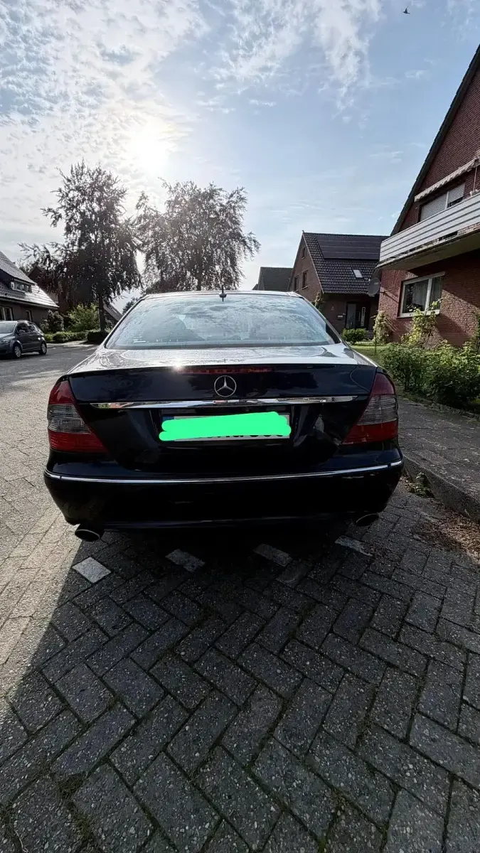 Gebraucht Mercedes E280 190 PS (139 kW) 2008 Blau Limousine