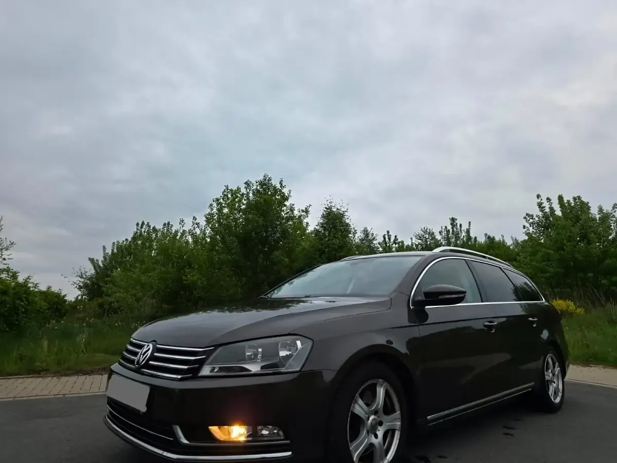 Używany VW Passat 211 KM (155 kW) 2012 Brązowy Kombi