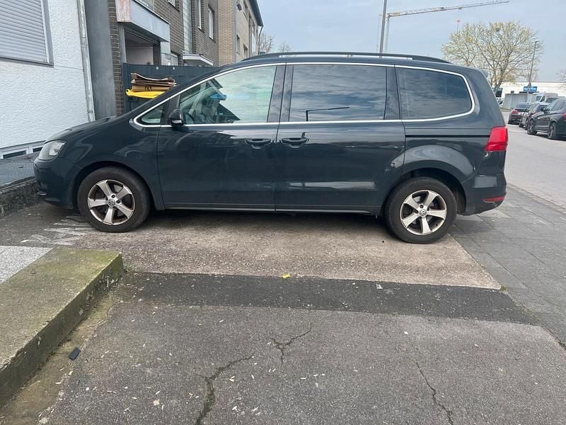 Gebraucht VW Sharan 150 PS (110 kW) 2011 Grau Van / Kleinbus