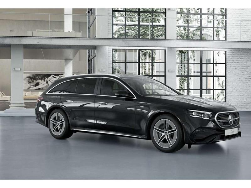 Gebraucht Mercedes E300 AMG 313 PS (230 kW) 2025 Metalliclack obsidianschwarz (metallic) Kombi