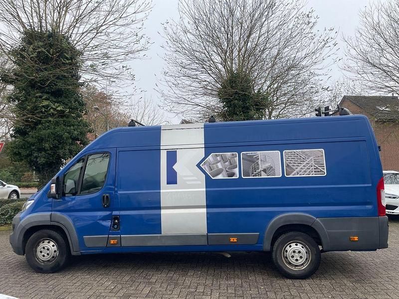 Gebraucht Citroën Jumper Profi 163 PS (119 kW) 2017 Blau Van / Kleinbus